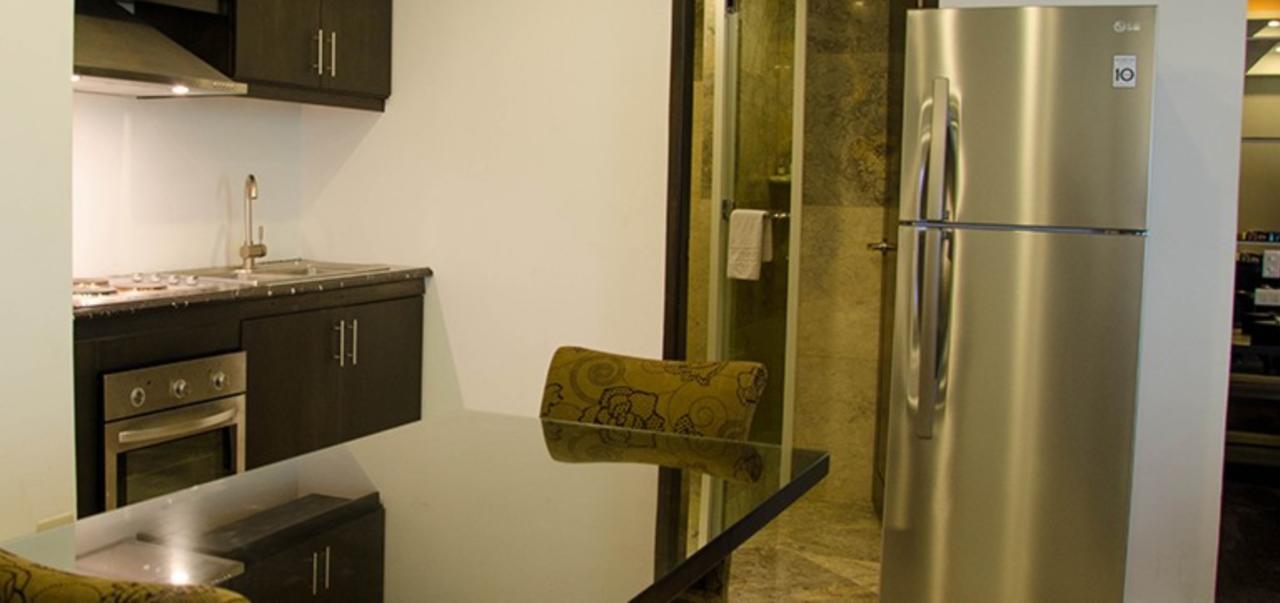 The Penthouse Hotel And Residences Ángeles Extérieur photo